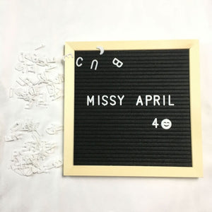 Beautiful Felt Letter Board Wooden Frame Changeable Symbols Numbers Characters Message Boards for Home Office Decorative Boards